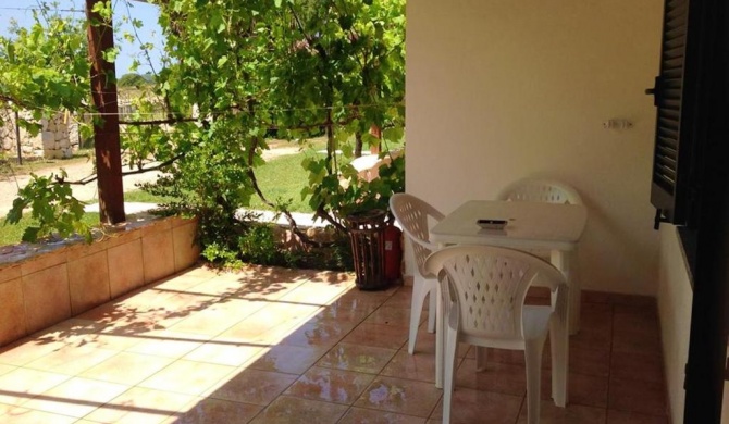 One bedroom appartement with furnished terrace and wifi at Sassari 9 km away from the beach