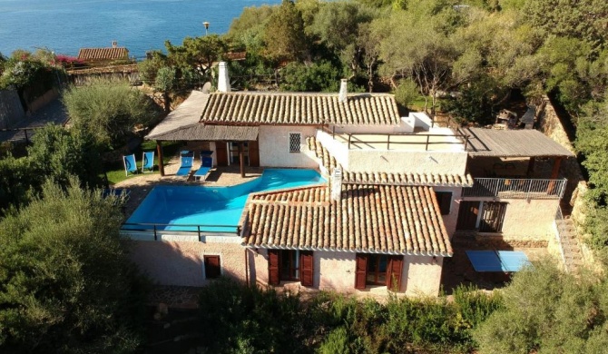 Villa Nemea: Typical sardinian Villa with pool and gret views