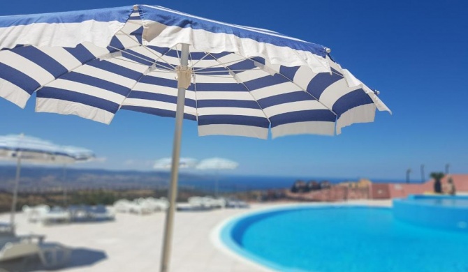 Residence Bella Vista with panoramic swimming pool