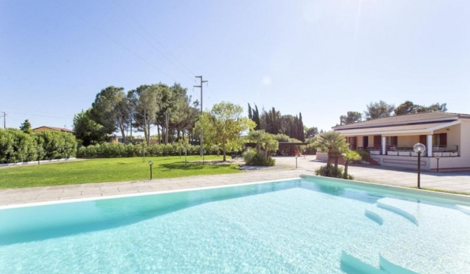 Alghero, Villa Jessica with swimming pool for 16 people